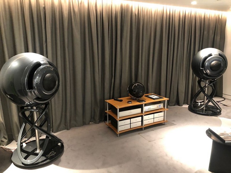 Cabasse La Sphere Floorstanding Speaker System (Black Pearl) - Image 2