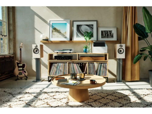 Bowers & Wilkins 606 S3 2-way Bookshelf Speaker Pair Oak