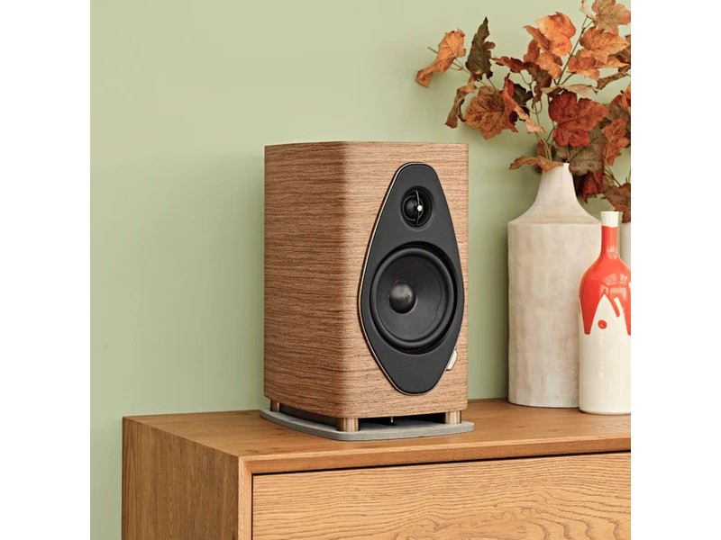 Sonus Faber Sonetto I G2 2-way Bookshelf Speaker Pair Walnut - Image 2