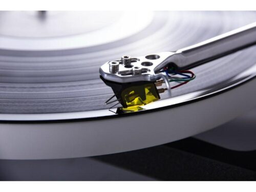 Rega Planar 10 Turntable with Aphelion 2 Reference MC Phono Cartridge