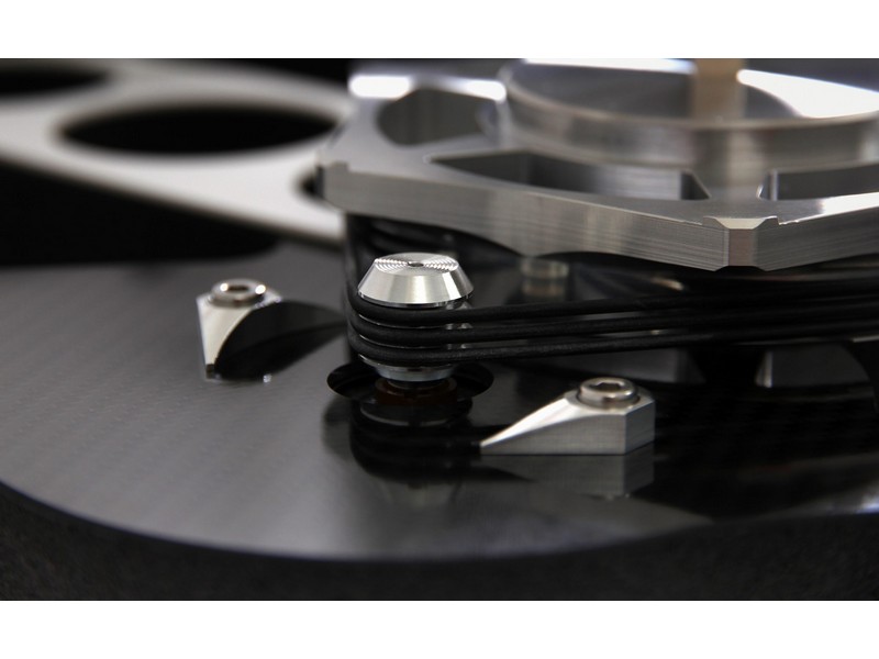 Rega Naia Reference Turntable with Aphelion 2 MC Cartridge - Image 4