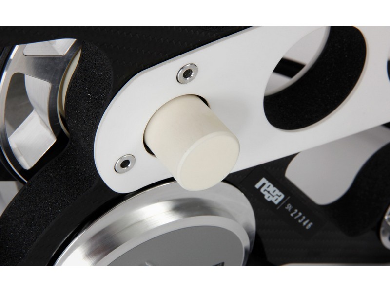 Rega Naia Reference Turntable with Aphelion 2 MC Cartridge - Image 6