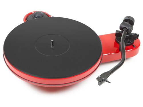 Pro-Ject RPM 3 Carbon Turntable with Ortofon 2M Silver Cartridge