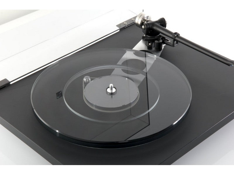 Rega Planar 6 Turntable with Ania Pro Cartridge - Image 10