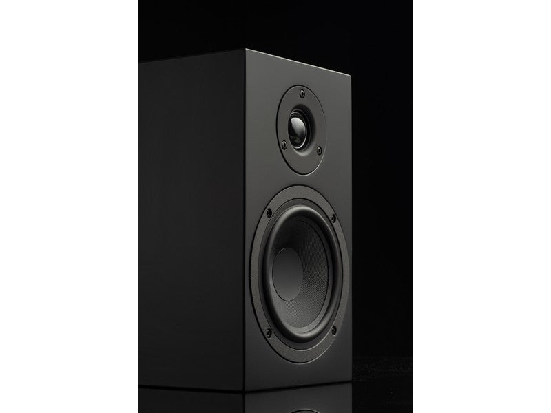 Pro-Ject Deluxe Debut System Turntable MaiA DS3 Speaker Pack Black - Image 4