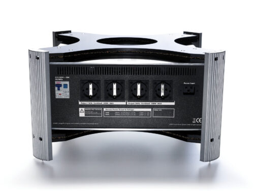 IsoTek EVO3 Genesis Power Conditioner