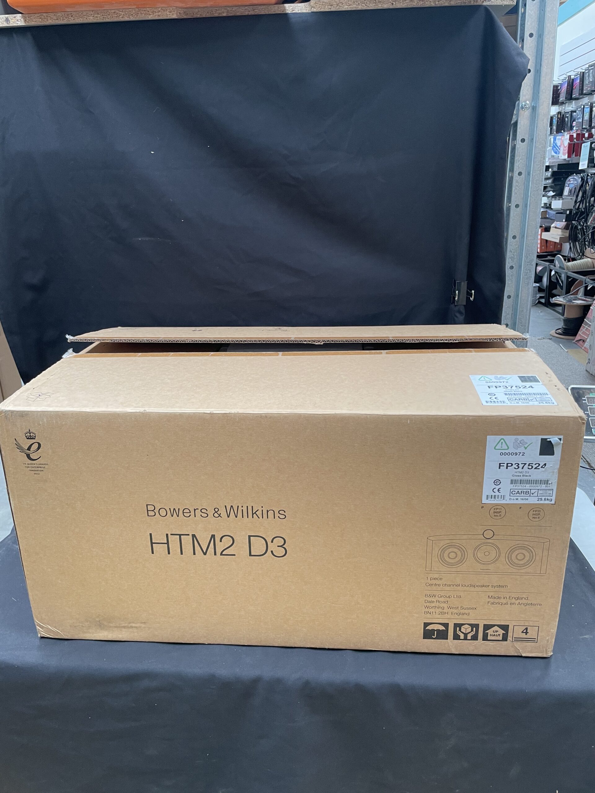 Bowers & Wilkins HTM2 D3 Center Speaker – Black - Image 10